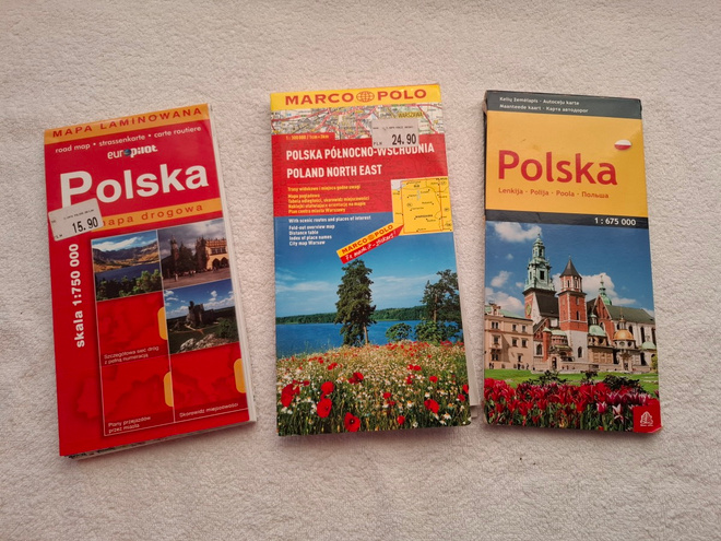 PUOLA 3 karttaa