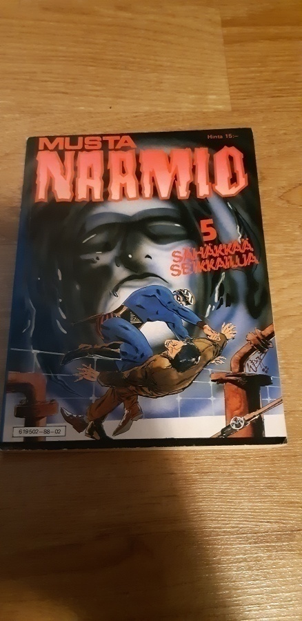Musta Naamio pokkari vuodelta 1988 semic