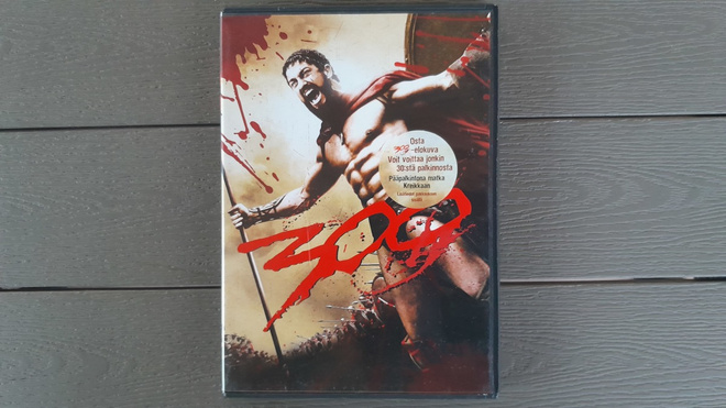 DVD: 300 (Gerard Butler, Lena Headey 2007)