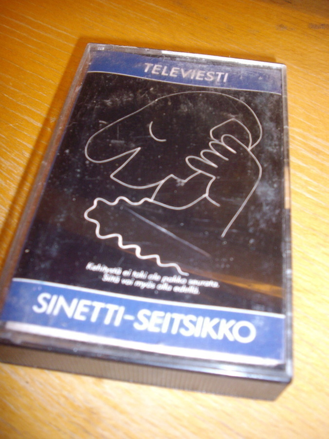 SINETTI-SEITSIKKO: Televiesti C-Kasetti ( Sis.postikulut )