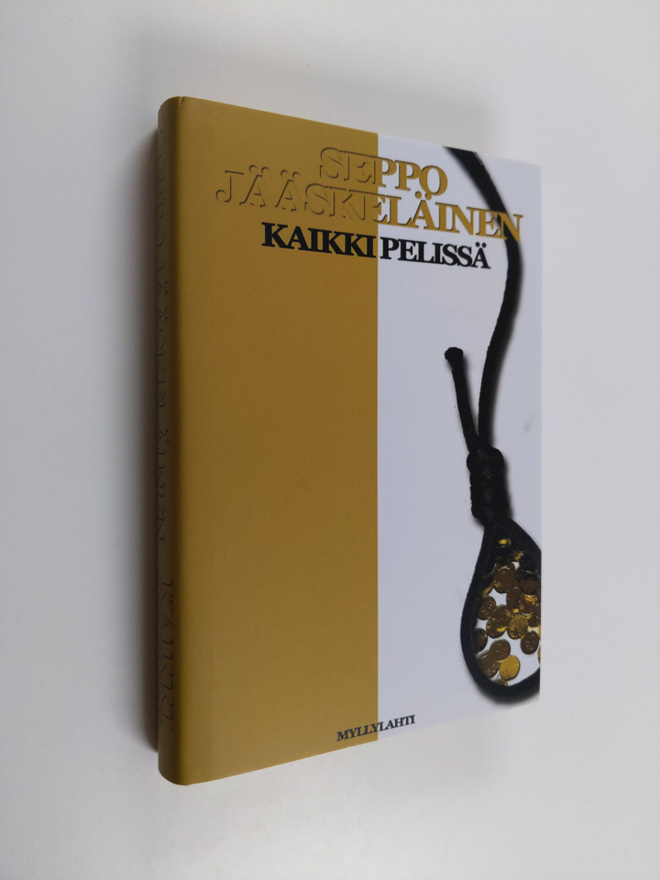 Seppo Jääskeläinen : Kaikki pelissä : lamaromaani