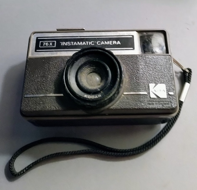 76X INSTAMATIC KAMERA