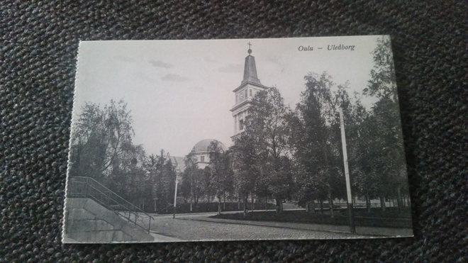 Oulu Kirkko. Wanha kulkematon postikortti
