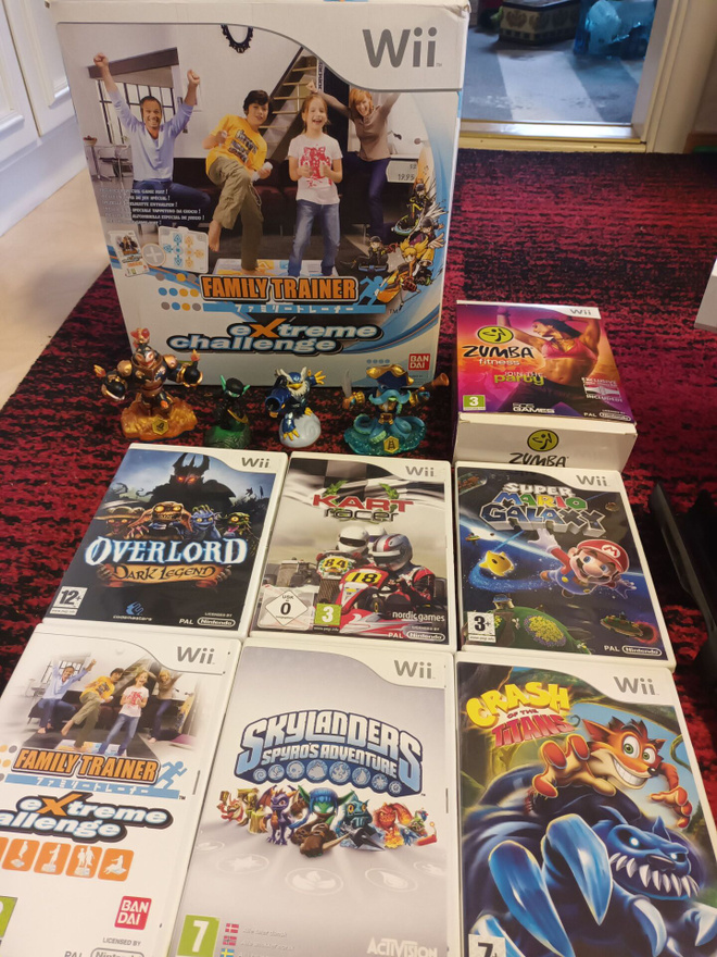 GameCube yhteensopiva Nintendo Wii + pelejä