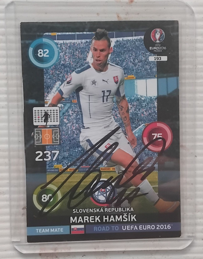 Marek Hamsik Slovakia signed