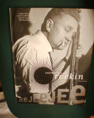 Bruun : JEE JEE JEE Suomalaisen rockin historia (1 p. 1998 )