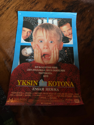 Yksin kotona elokuvajuliste