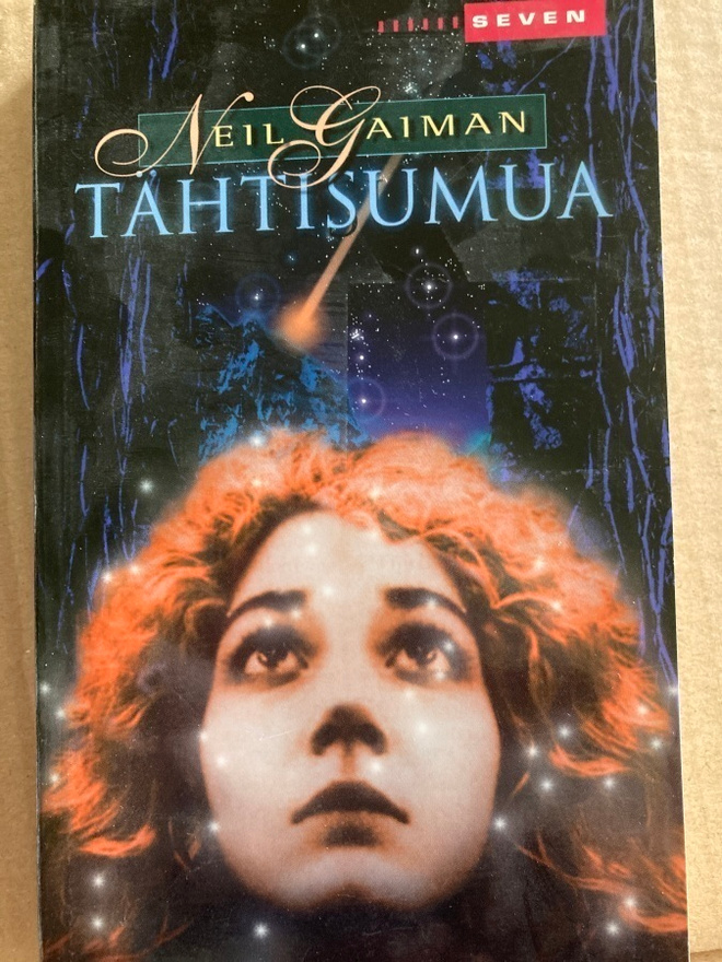 NEIL GAIMAN: TÄHTISUMUA