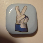 PEACE tai OLE VALMIS pinssi hakaneula rintamerkki - pikkukuva 1