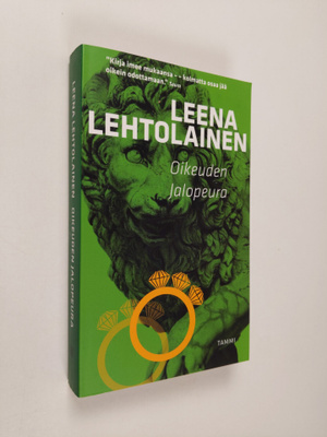 Leena Lehtolainen : Oikeuden jalopeura