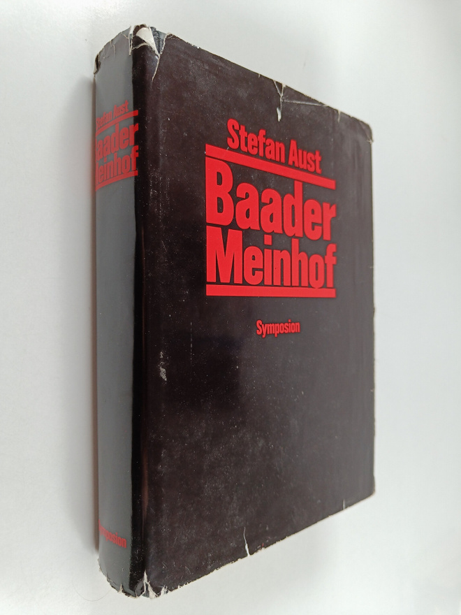 Stefan Aust : Baader-Meinhof : sju år som förändrade Förb...
