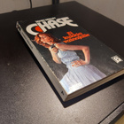James Hadley Chase: Ei kukkia vainajalle - pikkukuva 1