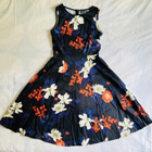 Lady Vintage kukkamekko, uudenveroinen, koko M - pikkukuva 1