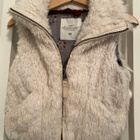 H&M logg: suloinen karvaliivi 116, uudenv. - pikkukuva 2