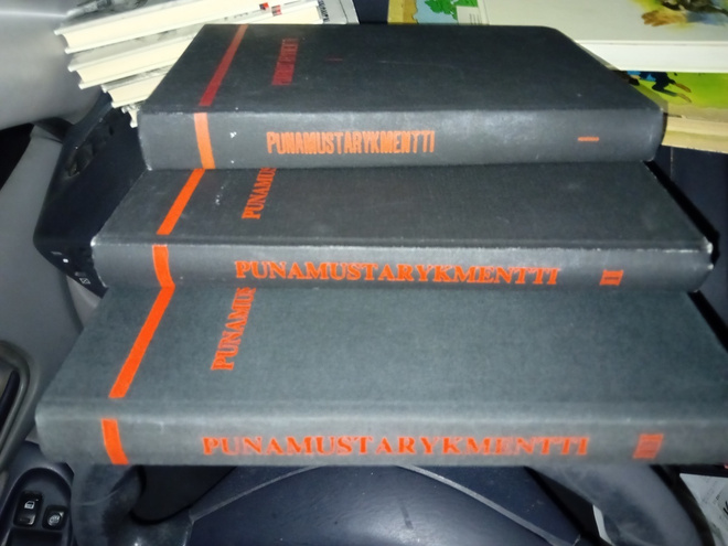 Lopmeri : Punamustarykmentti I-III ( SIS POSTIKULU