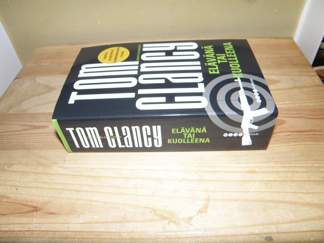 Tom Clancy Elävänä tai kuolleena (nidottu)