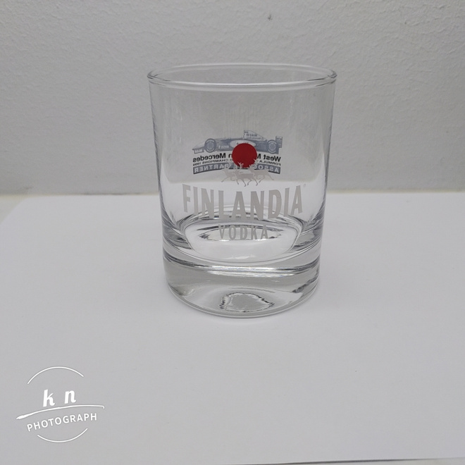 Finlandia Vodka lasi McLaren logolla