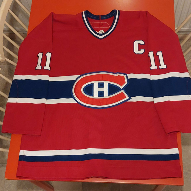 Saku Koivun Montreal Canadiensin game worn 2005-2006