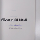 Eila Lehtinen ym. : Viivyn vielä tässä : runoja (signeera... - pikkukuva 3