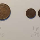 5 pennin kolikko 1908 ja kaksi 1 pennin kolikkoa 1900 - pikkukuva 1