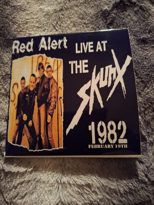 RED ALERT live at the skunx club london 19.2.1982 uk Oi!punk