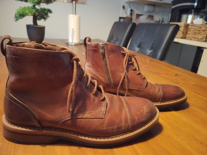 Clarks signature nahkakengät