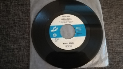 Matti Esko - Harhakuvia / Hei Kuu 7"