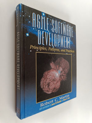 Robert C. Martin : Agile software development : principle...