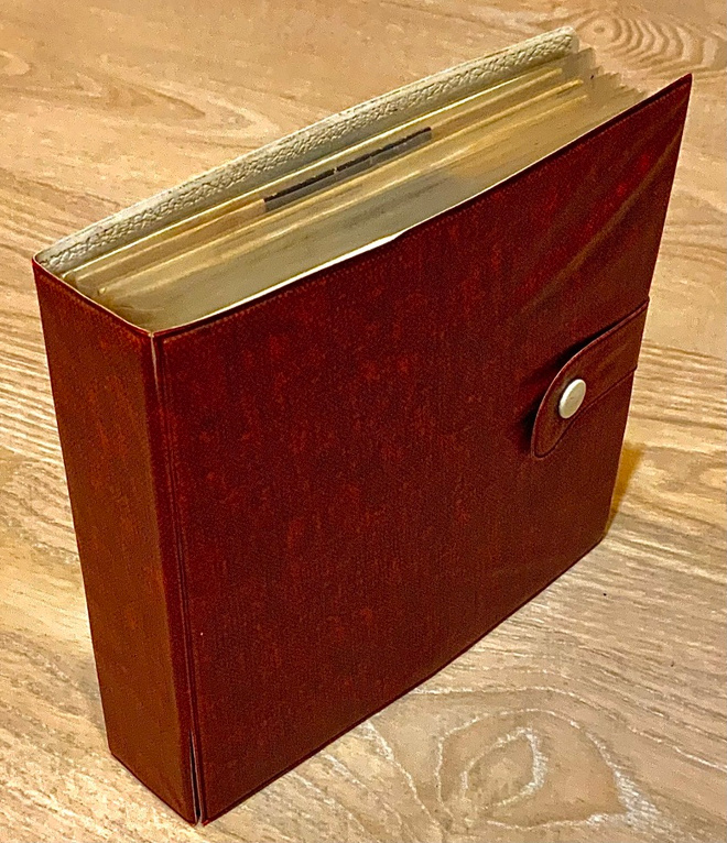 Vanha Retro sinkkualbumi ja 20 vanhaa sinkkua