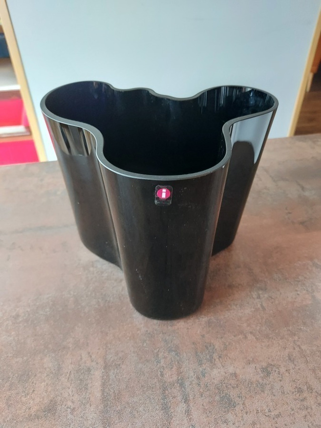 Iittala Aalto maljakko 160 mm musta