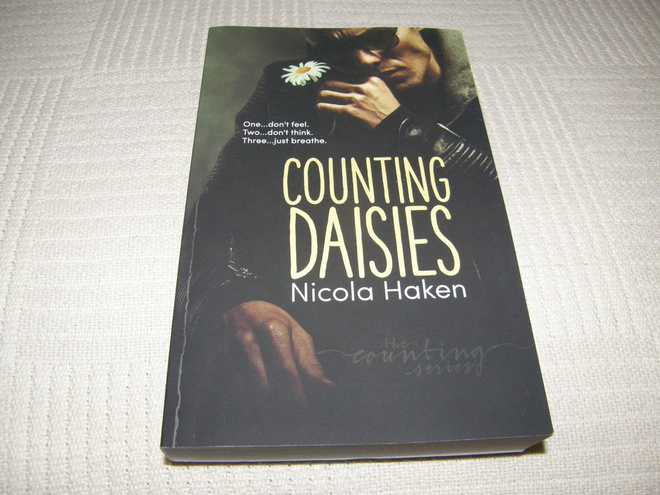 Nicola Haken Counting Daisies  -nid