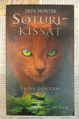 Erin Hunter - Soturikissat: Villiin luontoon (pokkari)