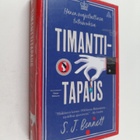 S. J. Bennett : Timanttitapaus - pikkukuva 1
