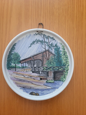 Kupittaan savi KOTKA seinälautanen