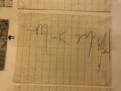 Mark McCoy nimikirjoitus paperilla