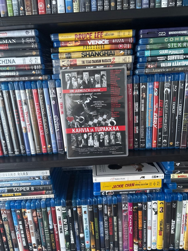 Kahvia ja tupakkaa Jim Jarmusch
