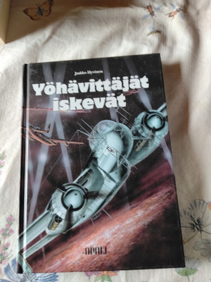 jaakko hyvönen yöhavittäjät iskevät