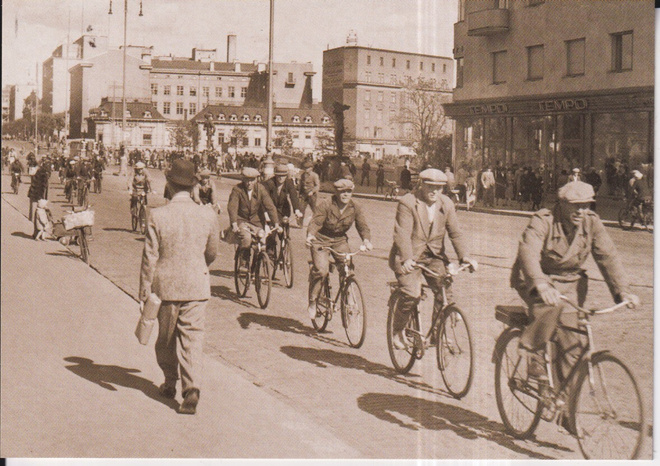 Tampere, Hämeensillalla kello 16:n jälkeen,  e103