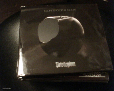 CD : SECRETS OF THE MOON : PRIVILEGIUM ( Digi ) Sis.pk
