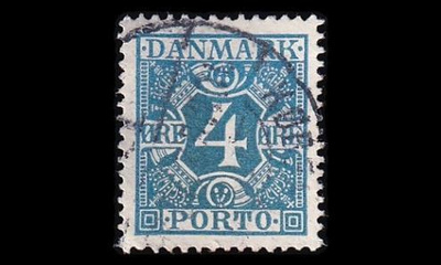 Tanska PORTO_10 o 4 öre tasainen tausta (1921)