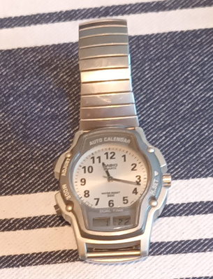 Casio rannekello