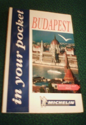 Budapest matkaopas - BUDAPEST in your pocket (1997) Sis.pk:t
