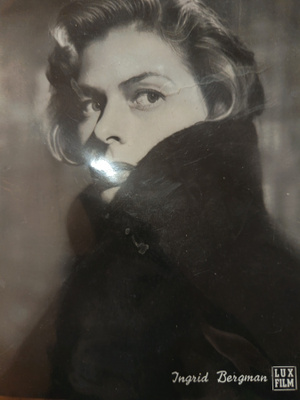Ingrid Bergman nimikirjoitus