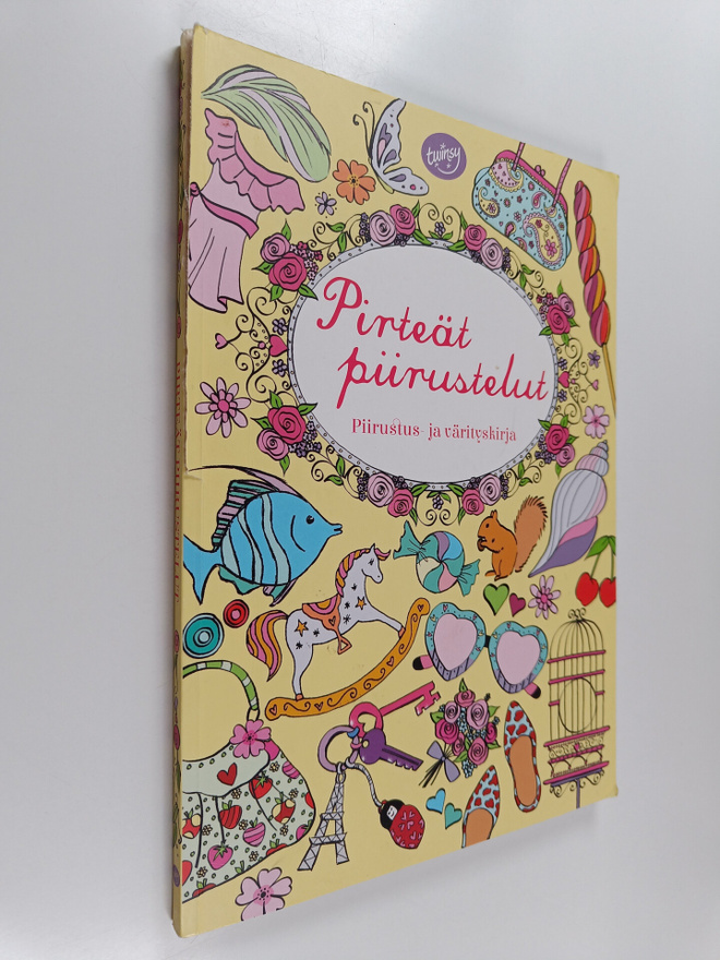 Nellie Ryan ym. : Pirteät piirrustelut : piirrustus ja vä...