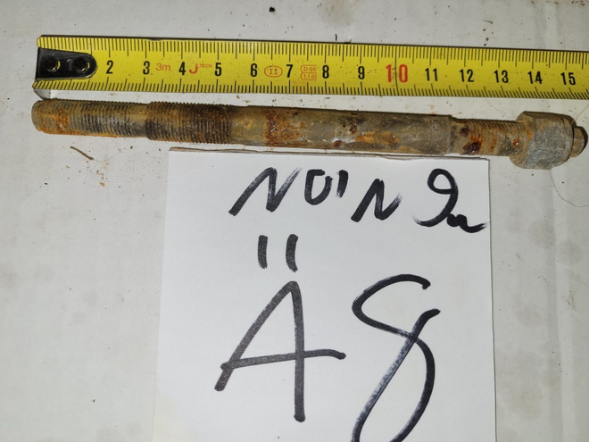 Tunturi tai muu vanha mopo akseli 9mm