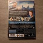 Outolintu DVD - pikkukuva 2