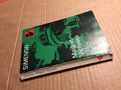 SIMENON MAIGRET VICHYSSÄ HYVÄ