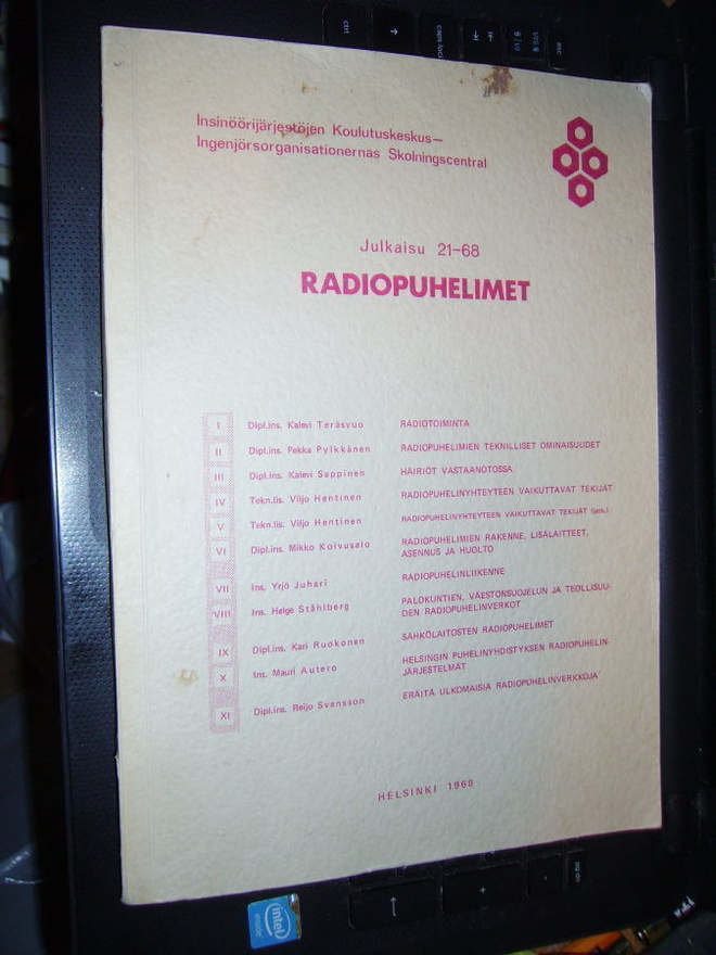 Radiopuhelimet ( 1 p. 1968 ) sis. postikulut