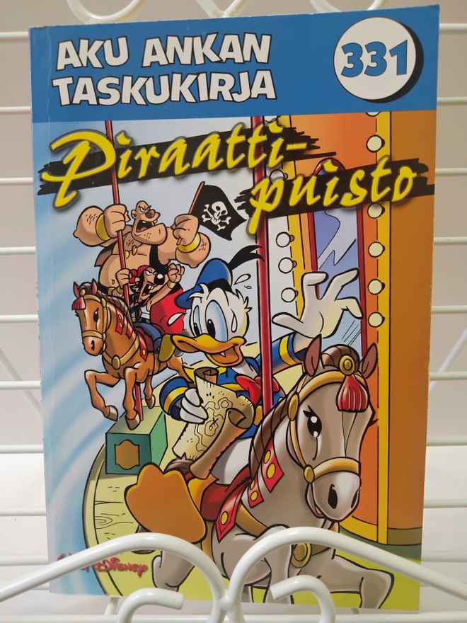 Aku Ankan taskukirja 331 Piraattipuisto