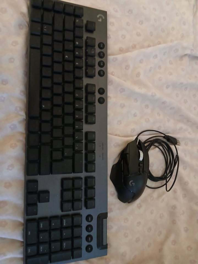 G915x Tacticle ja G502 Hero hiiri ja näppis